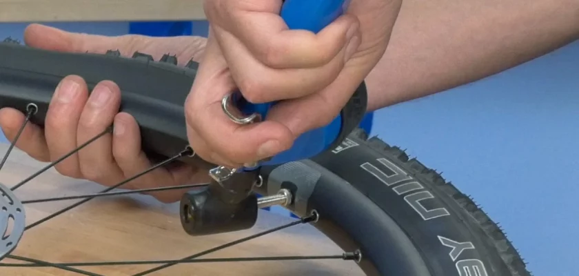 How To Remove A Tubeless Tire