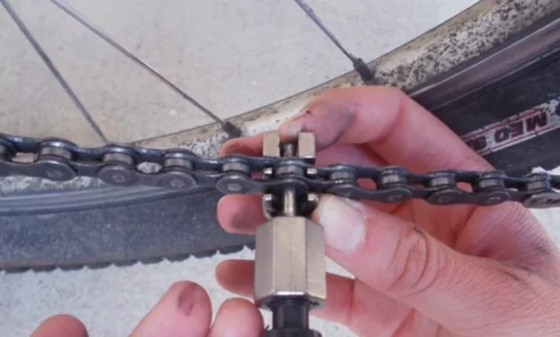 How To Untangle A Bike Chain