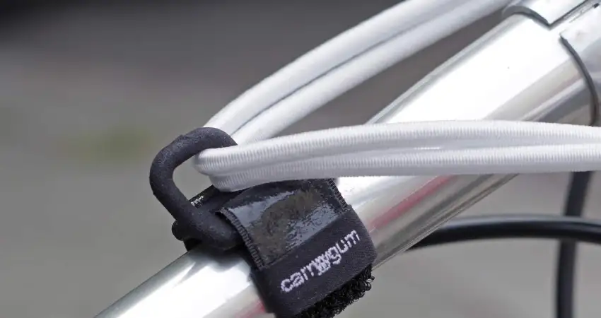 How To Use Bungee Cords On Your Bike