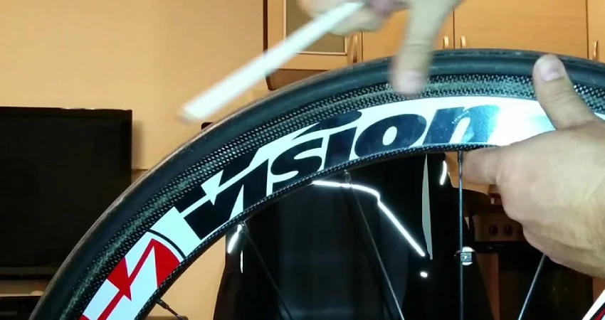 How to Clean Carbon Wheel Braking Surface