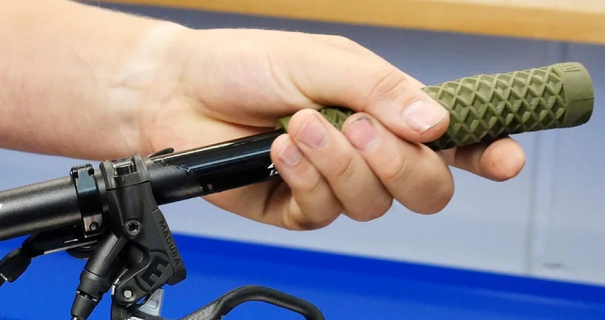How To Stop Bike Handlebars From Slipping