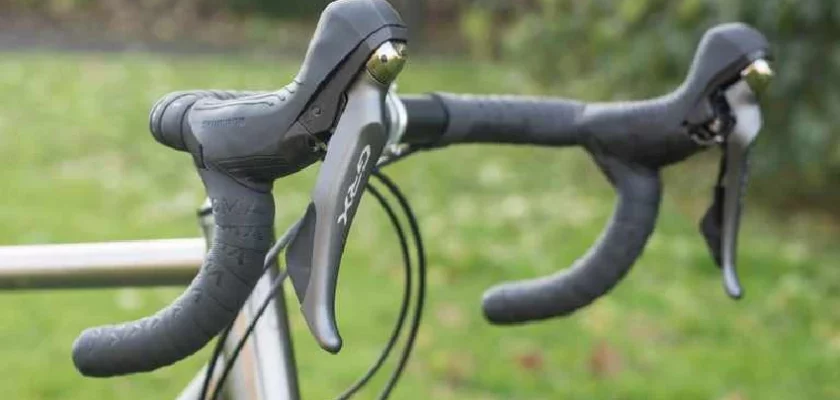 How to change road bike shifters